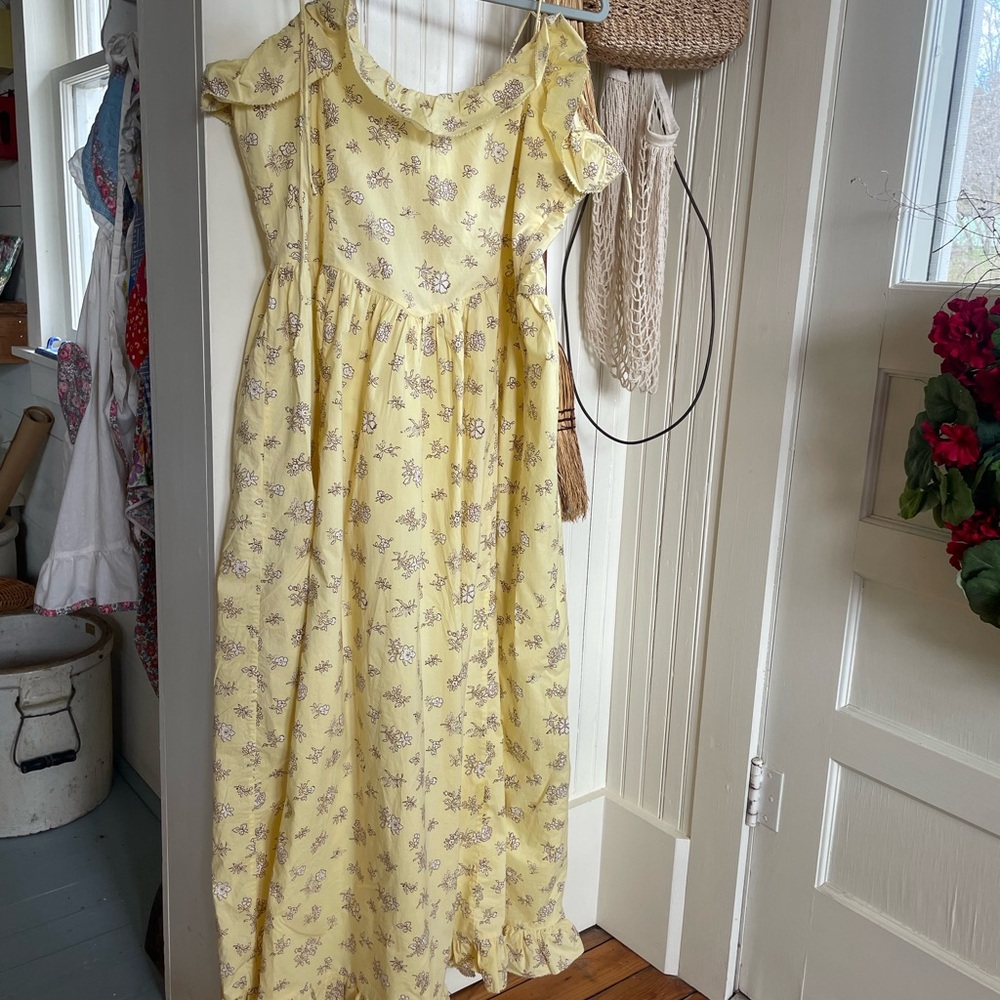 Doen wendelin midi dress